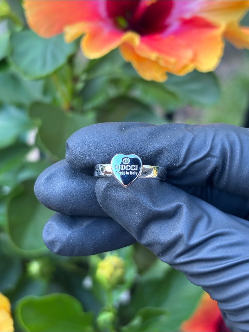 Gucci Heart Shaped Silver Ring Size 8